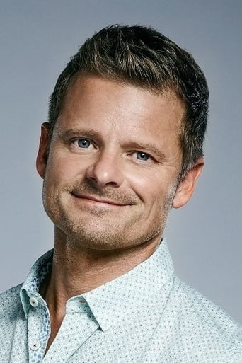 Portrait of Steve Zahn