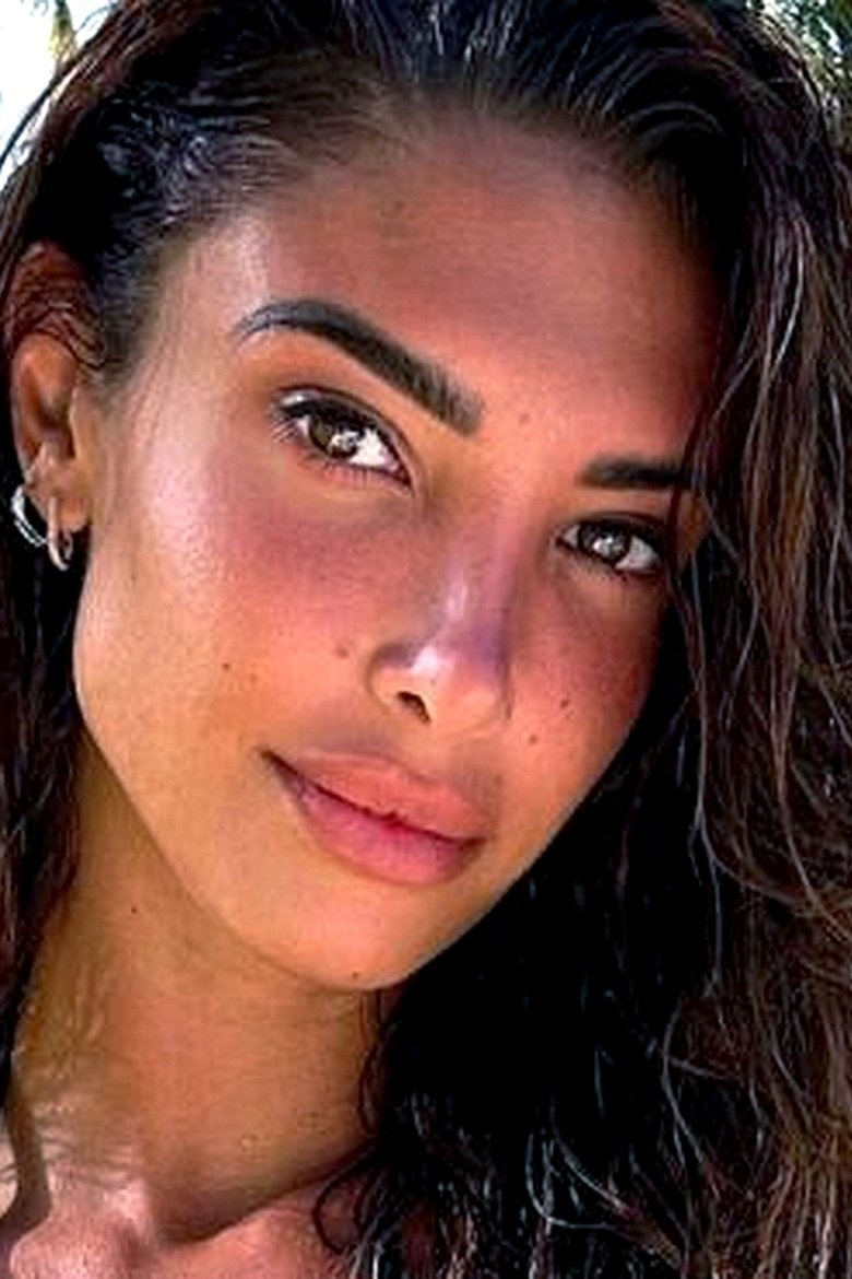 Mélanie Dedigama Portrait of Mélanie Dedigama