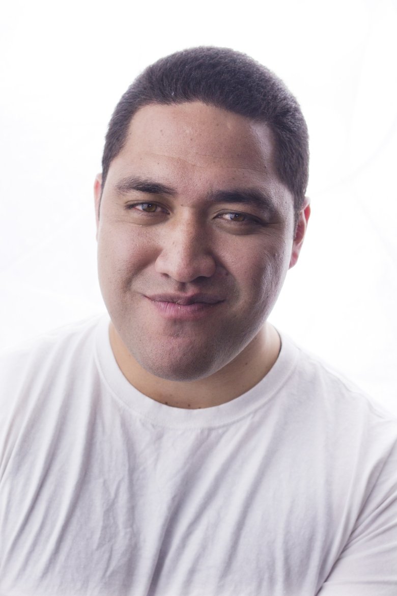 Siua Ikale‘o Portrait of Siua Ikale‘o