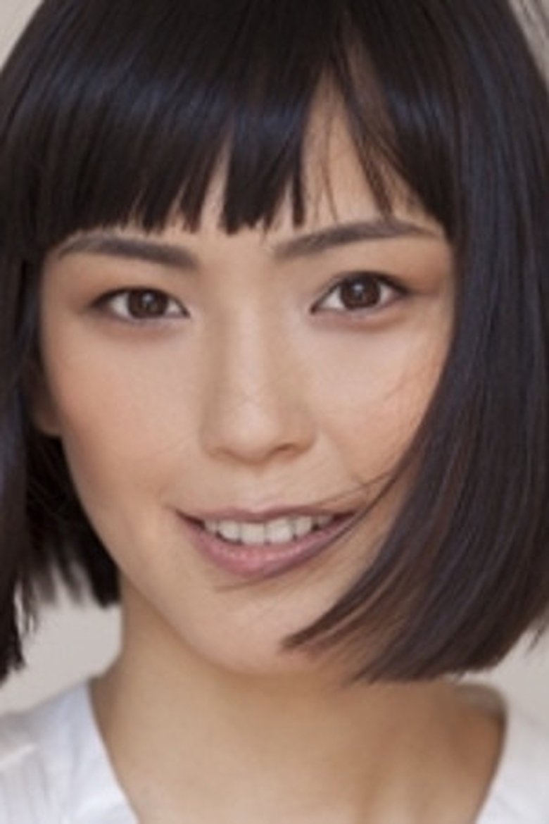 Sayuri Oyamada Portrait of Sayuri Oyamada