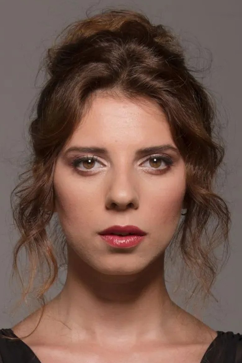 Ebru Ünlü Portrait of Ebru Ünlü