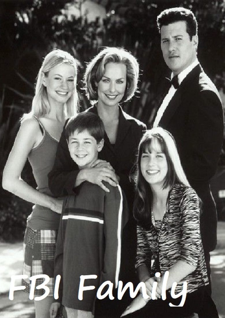 Cover Me: Based on the True Life of an FBI Family Poster of Cover Me: Based on the True Life of an FBI Family