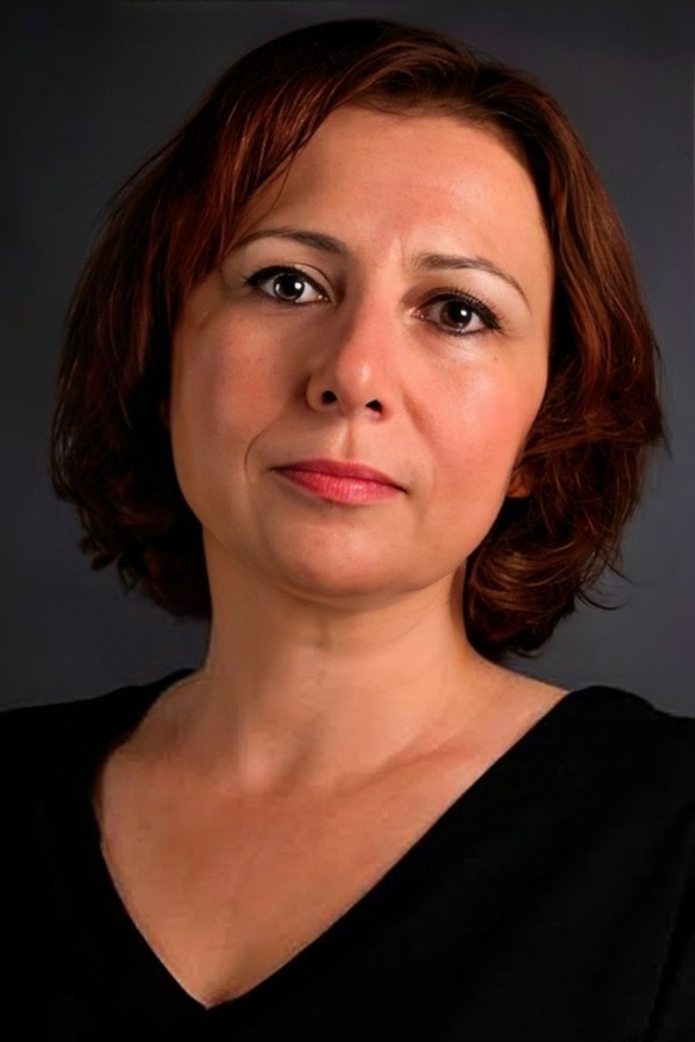 Işil Dayioğlu Portrait of Işil Dayioğlu