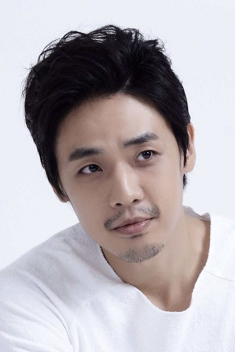 Yoon Sang-hoon Portrait of Yoon Sang-hoon
