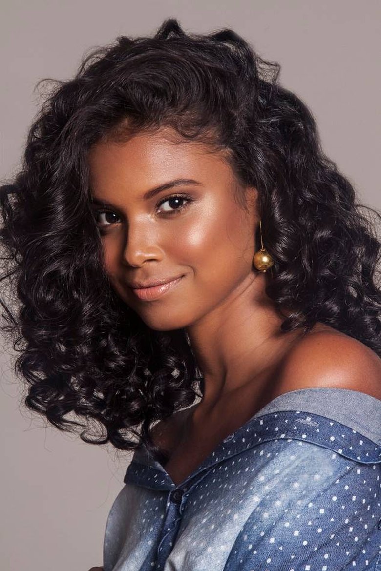 Aline Dias Portrait of Aline Dias