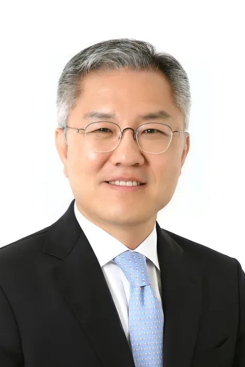 Choe Kang-wook Portrait of Choe Kang-wook