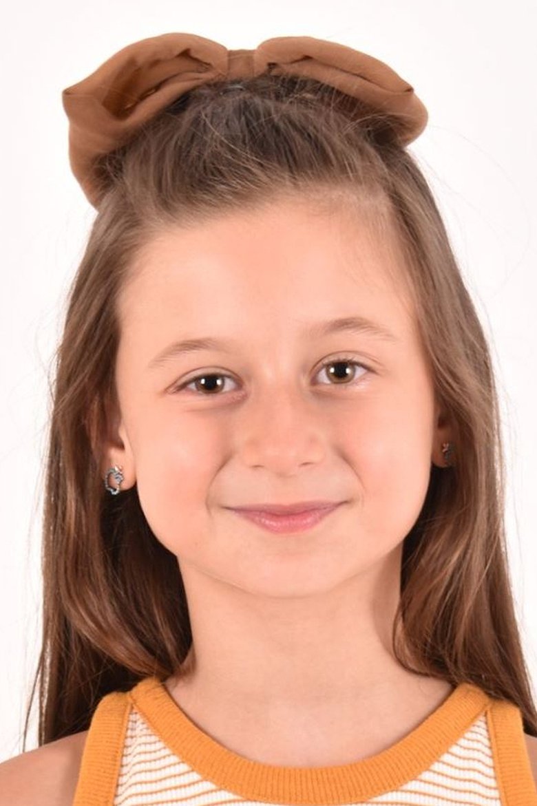 Eylül Şenocak Portrait of Eylül Şenocak