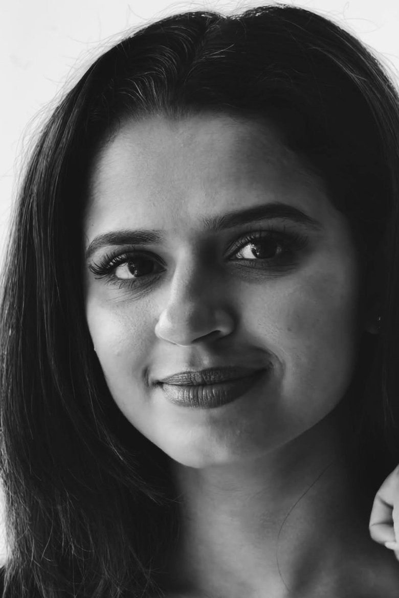 Meenakshi Raveendran Portrait of Meenakshi Raveendran