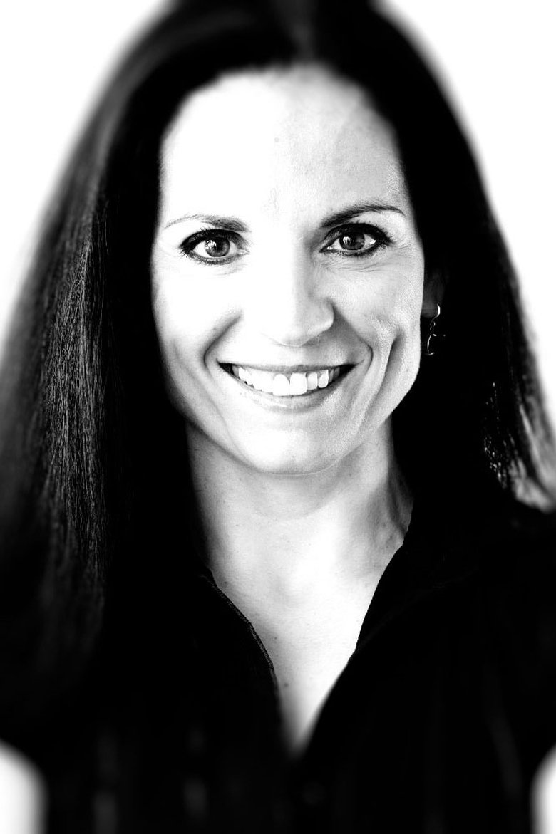 Silke Kayedelen Portrait of Silke Kayedelen