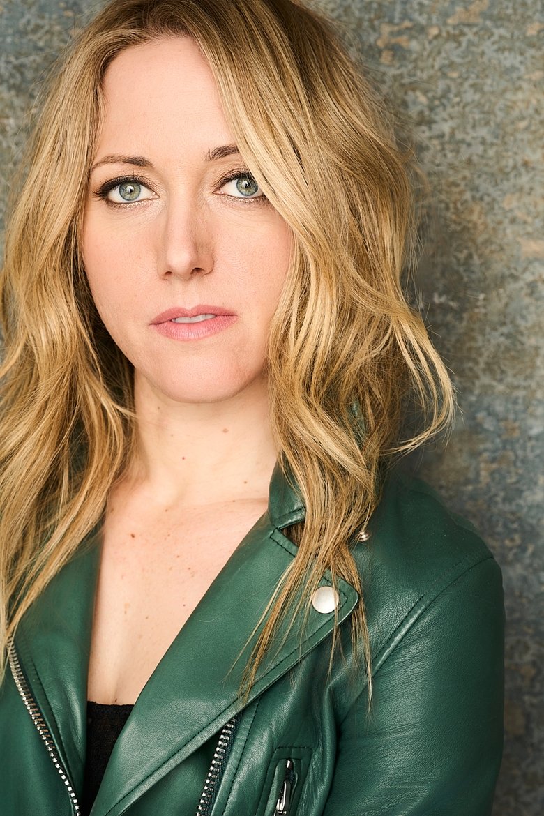 Lindsay Weisberg Portrait of Lindsay Weisberg
