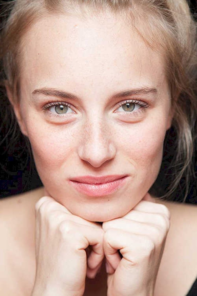 Loriane Klupsch Portrait of Loriane Klupsch