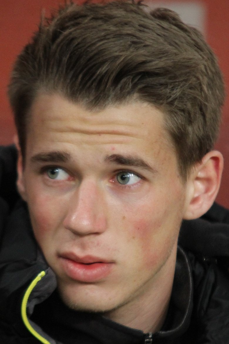 Erik Durm Portrait of Erik Durm