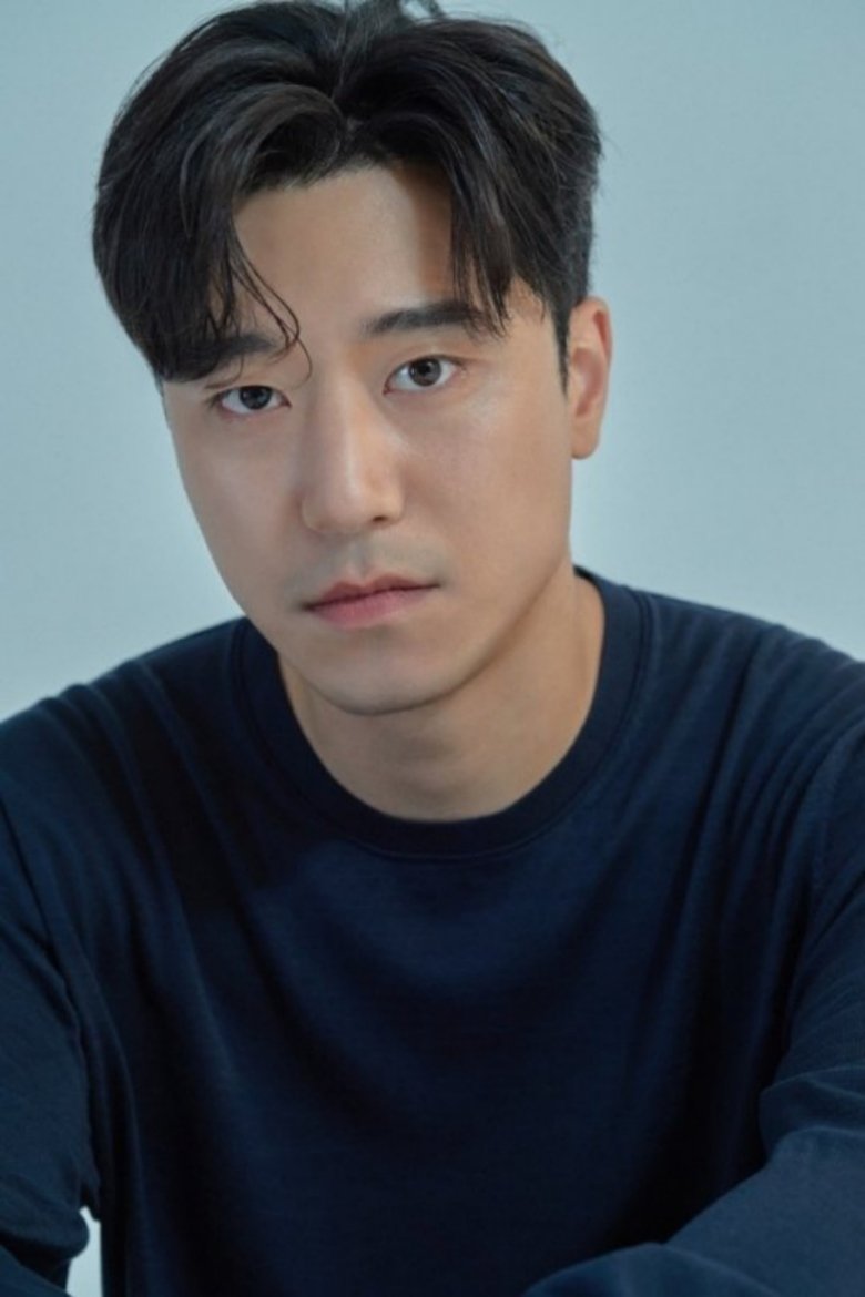 Kim Jeong-woo Portrait of Kim Jeong-woo