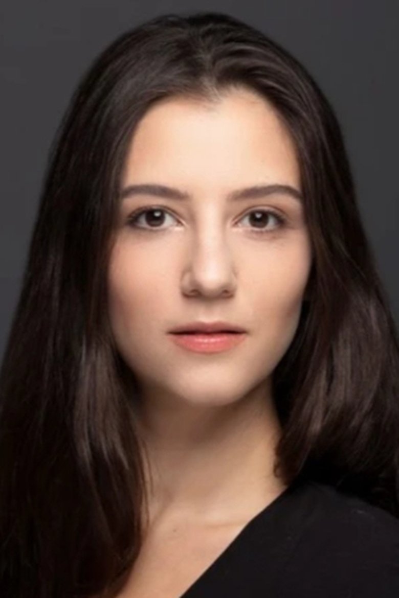 Ezgi Ulusoy Portrait of Ezgi Ulusoy