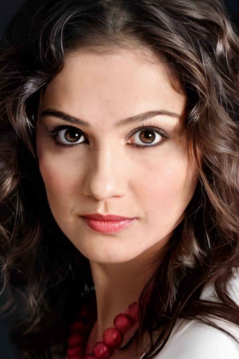 Yeliz Tozan Portrait of Yeliz Tozan