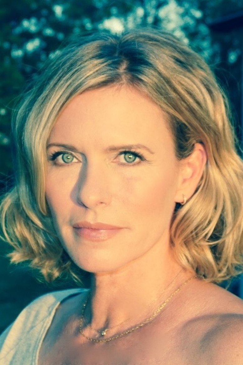 Noelle Evans Portrait of Noelle Evans