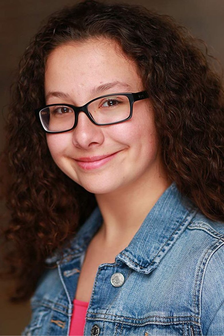 Maya Franzoi Portrait of Maya Franzoi