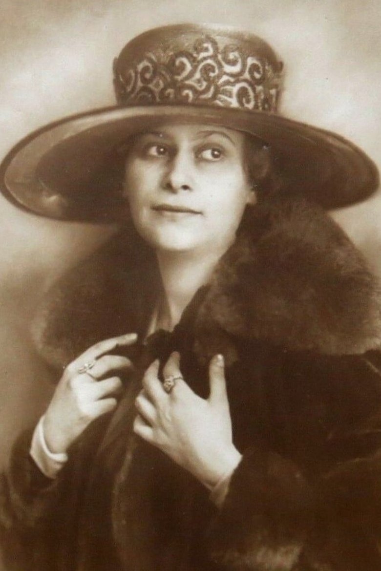 Wanda Treumann Portrait of Wanda Treumann