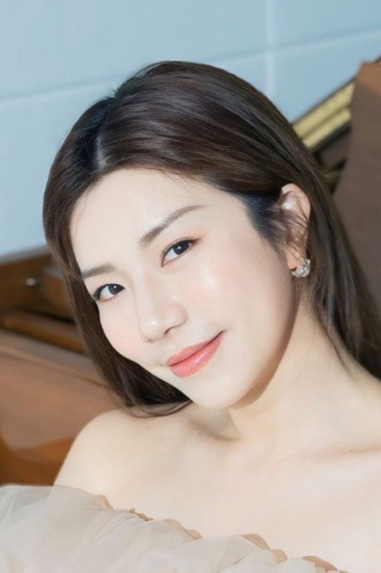 Yu-Ting Sunny Chiang Portrait of Yu-Ting Sunny Chiang