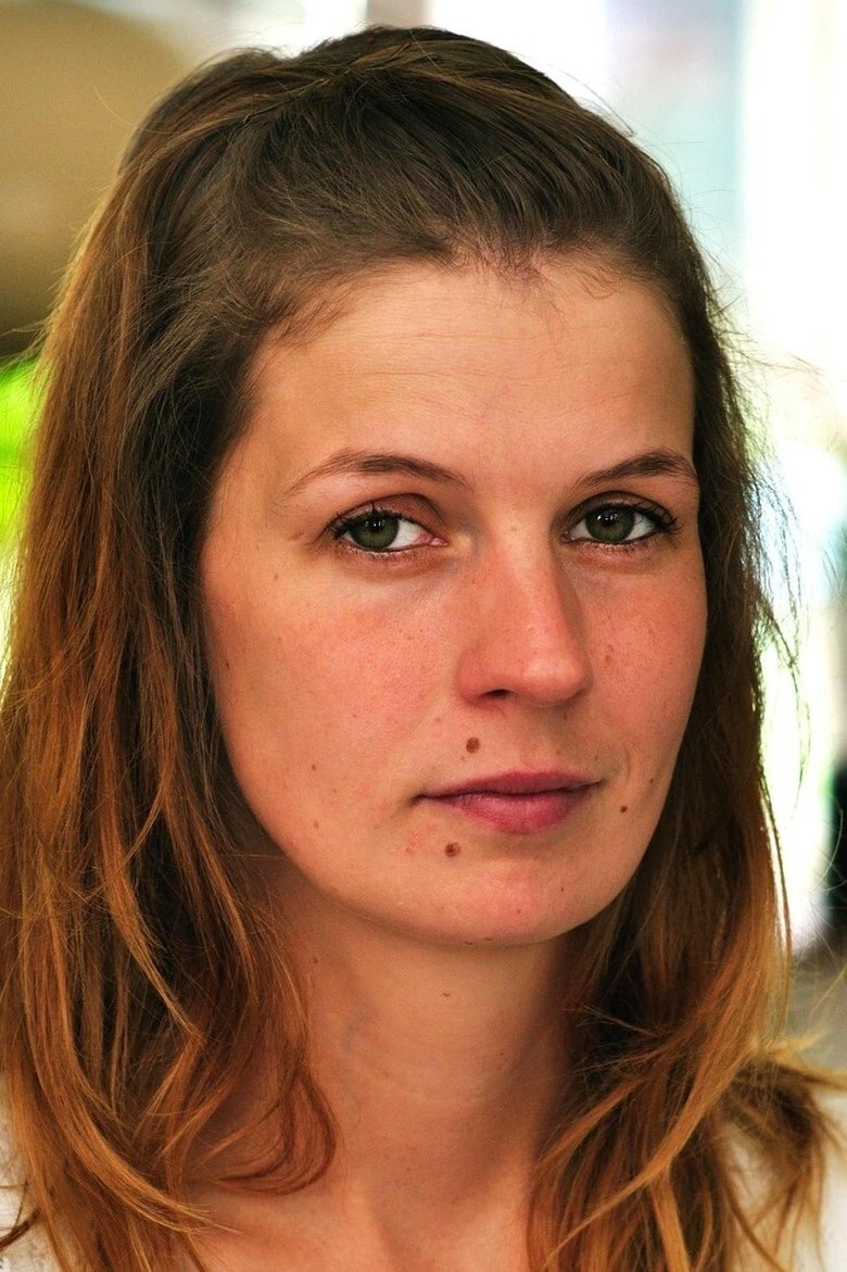 Lotte Tabbers Portrait of Lotte Tabbers