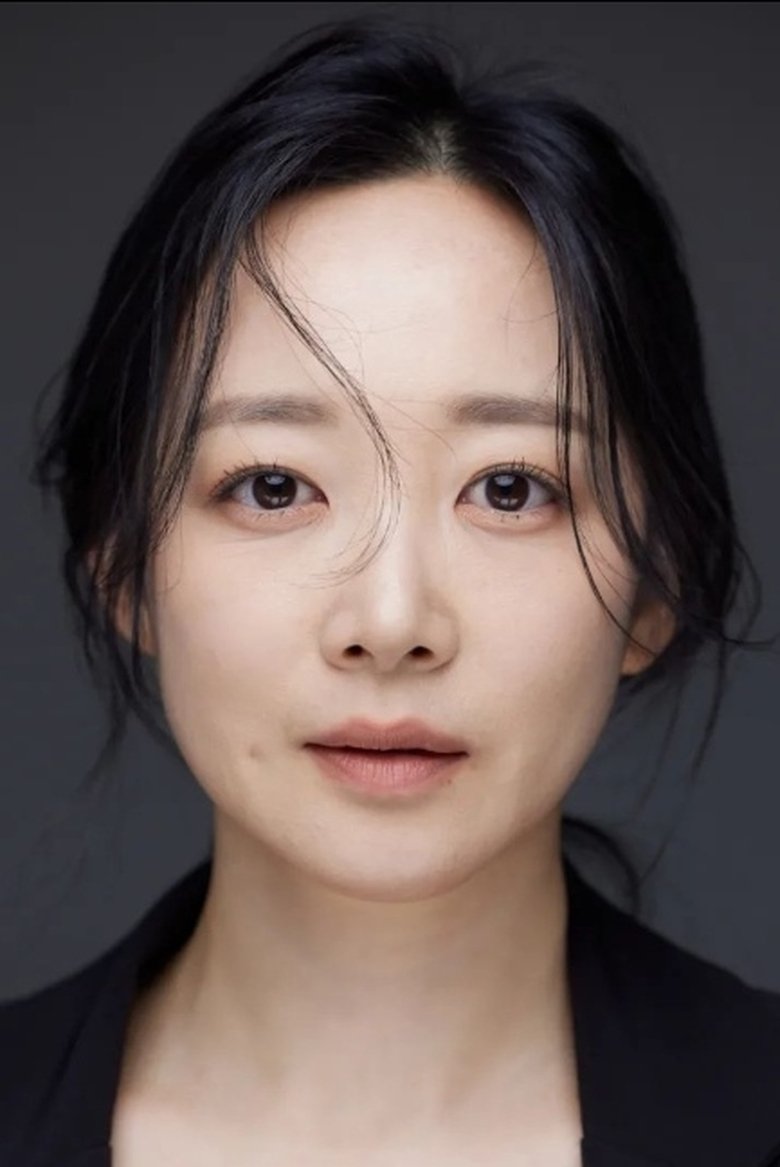 Seol Yu-jin Portrait of Seol Yu-jin