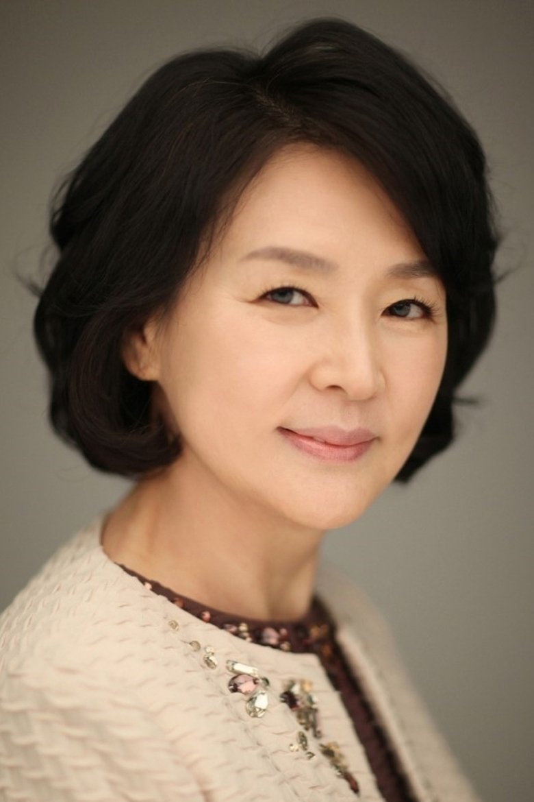 Shin Yeon-sook Portrait of Shin Yeon-sook