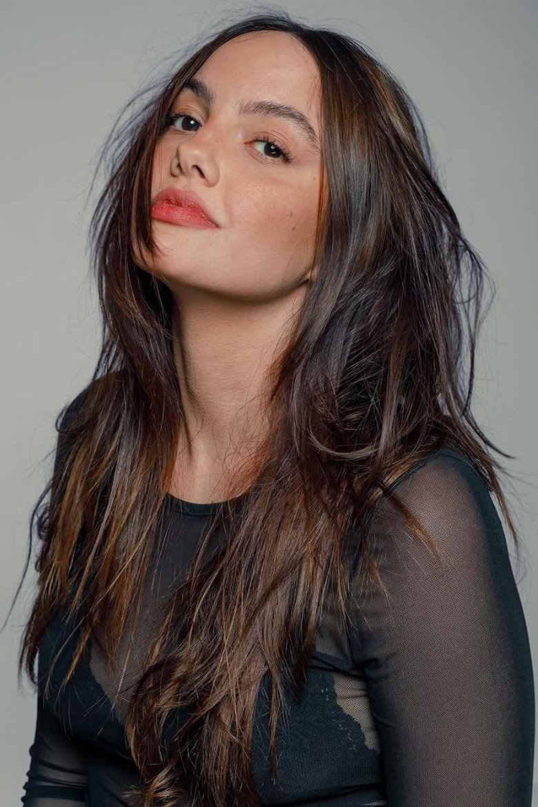 Lavínia Alves Portrait of Lavínia Alves