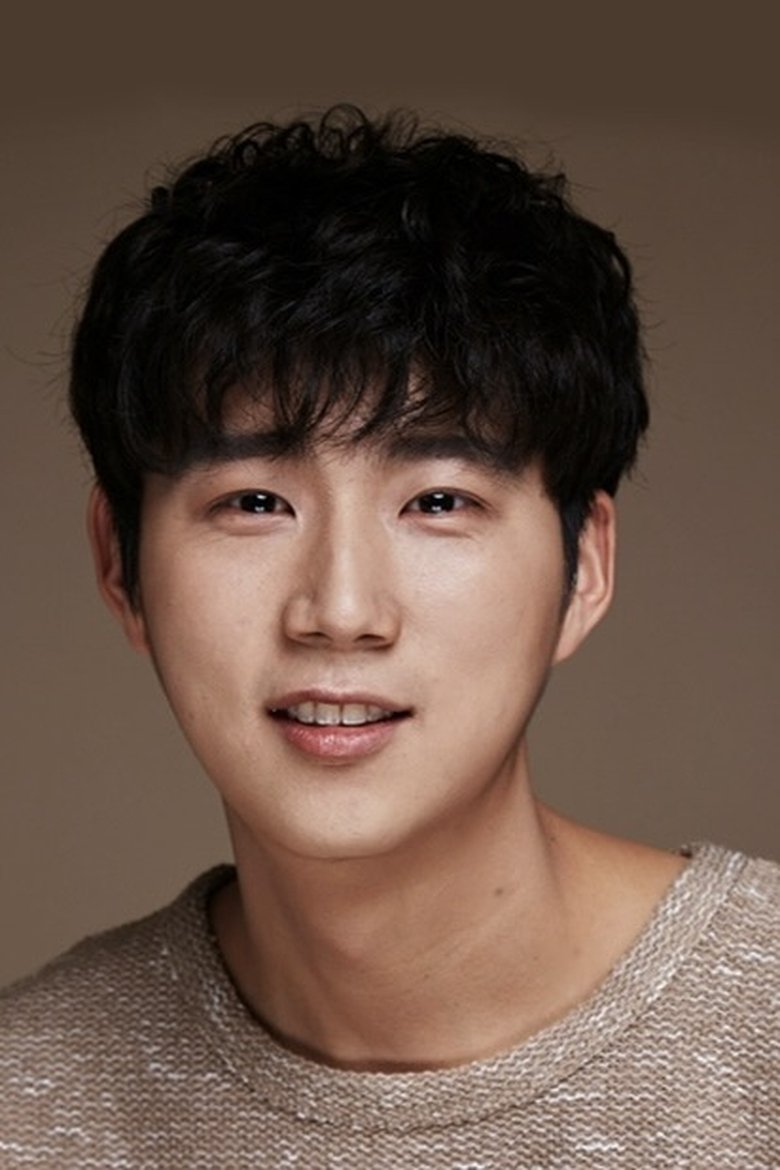 Son Dong-hwa Portrait of Son Dong-hwa