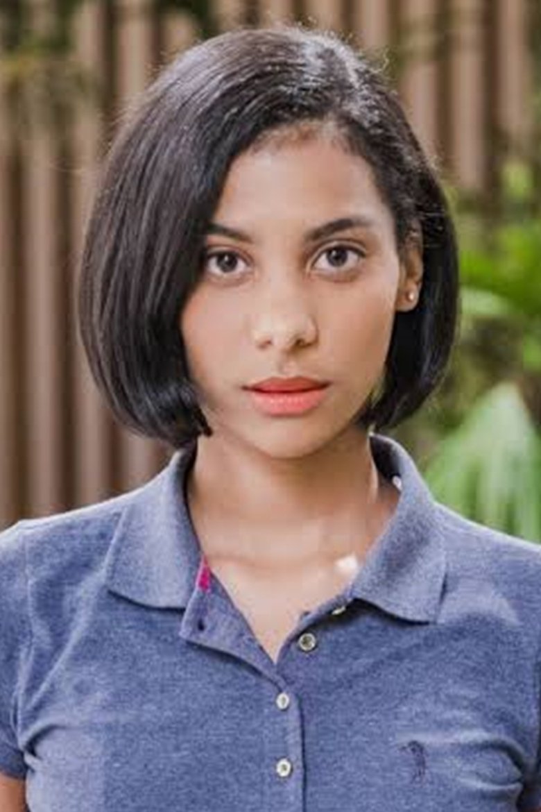 Luciana Fernandes Portrait of Luciana Fernandes