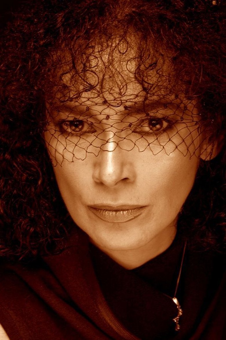 Roxana Guttman Portrait of Roxana Guttman