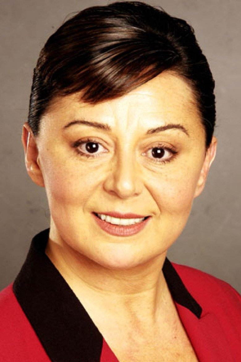 Parla Şenol Portrait of Parla Şenol