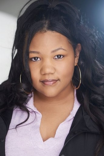 Portrait of Alyse Marie