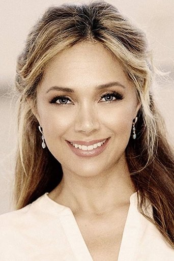 Portrait of Serah Henesey