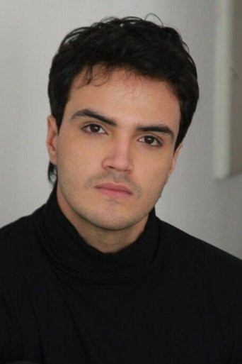Portrait of Daniel Haidar