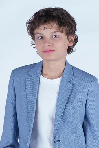Portrait of Alan Miranda