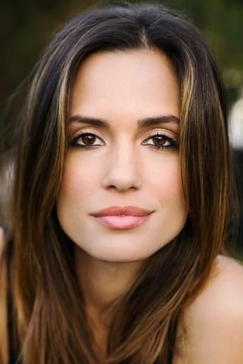 Portrait of Torrey DeVitto