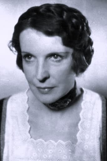 Portrait of Hanna Ralph