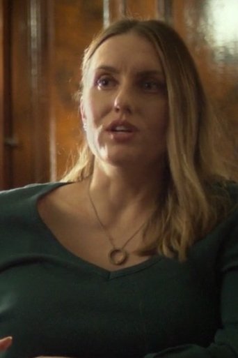Portrait of Lauren Paterson