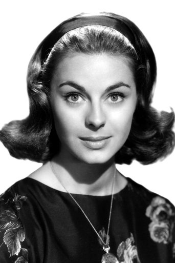 Portrait of Michèle Girardon