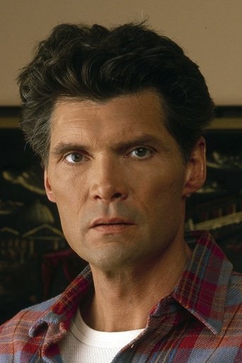 Portrait of Everett McGill