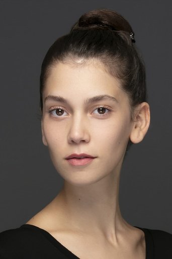 Portrait of Ecem Sena Bayır