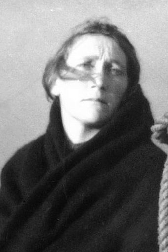 Portrait of Maggie Dirrane