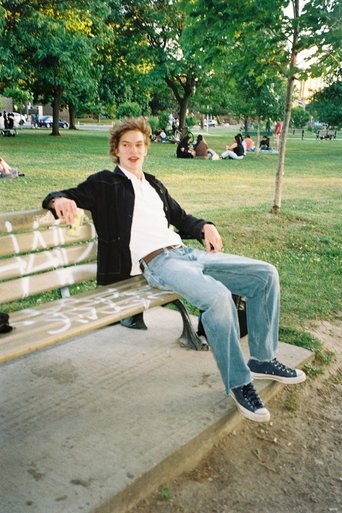 Portrait of Oliver Snow