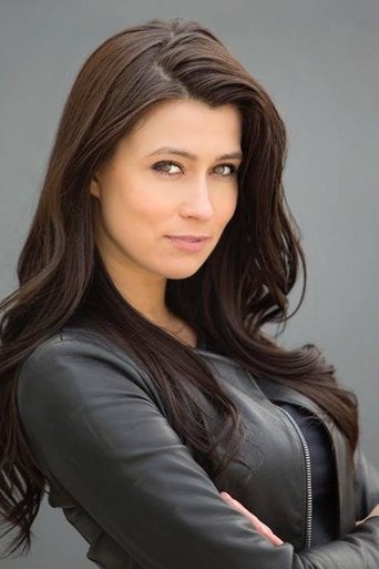 Portrait of Ava Leemet