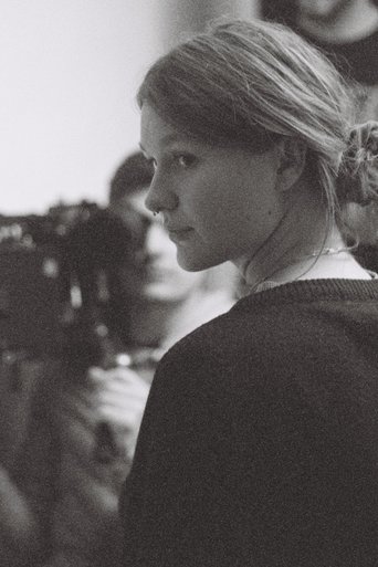 Portrait of Zoé MONIN