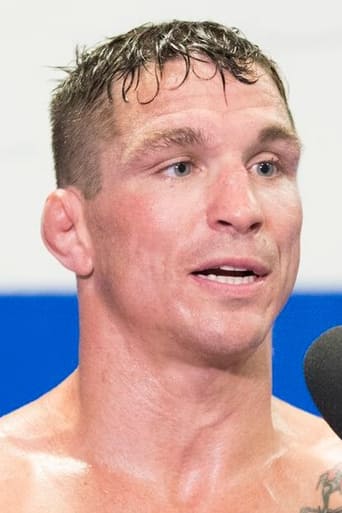 Portrait of Darren Elkins