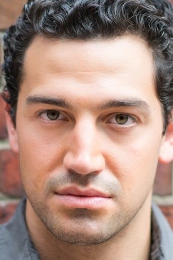 Portrait of Jared Troilo