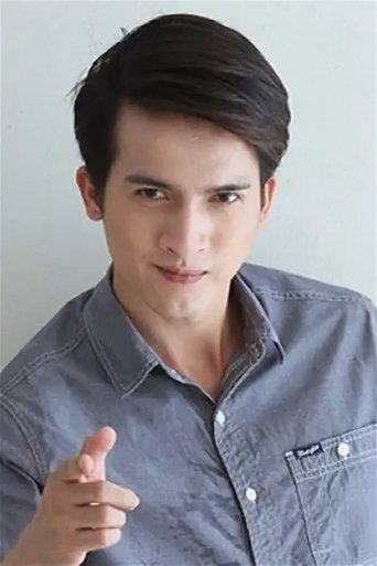 Portrait of Dew Seksun Suttijun