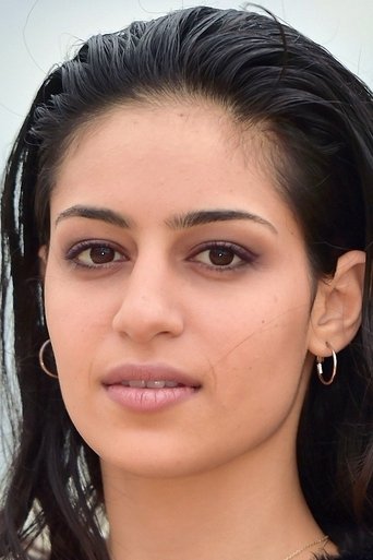 Portrait of Sofia Lesaffre