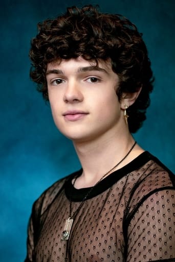 Portrait of Noah Jupe